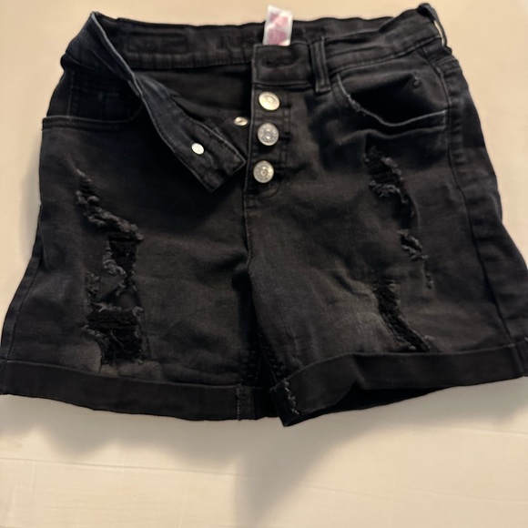 Distressed black denim shorts - Picture 1 of 2